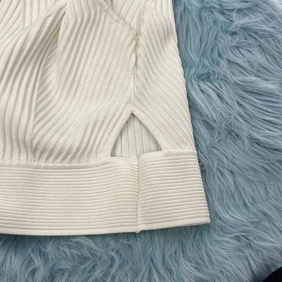 NWOT! Jonathan Simkhai Crop Top! Size small! - Picture 3 of 6